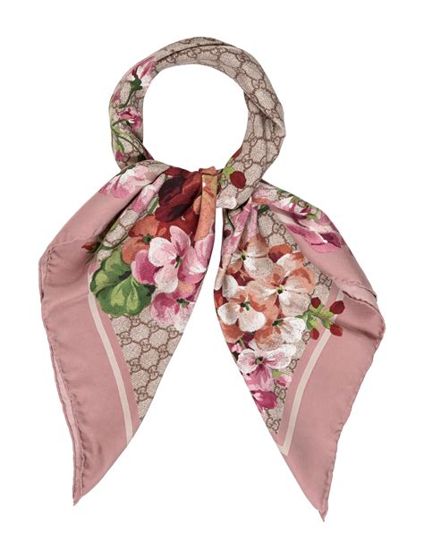 gucci bloom scarves|gucci scarf female.